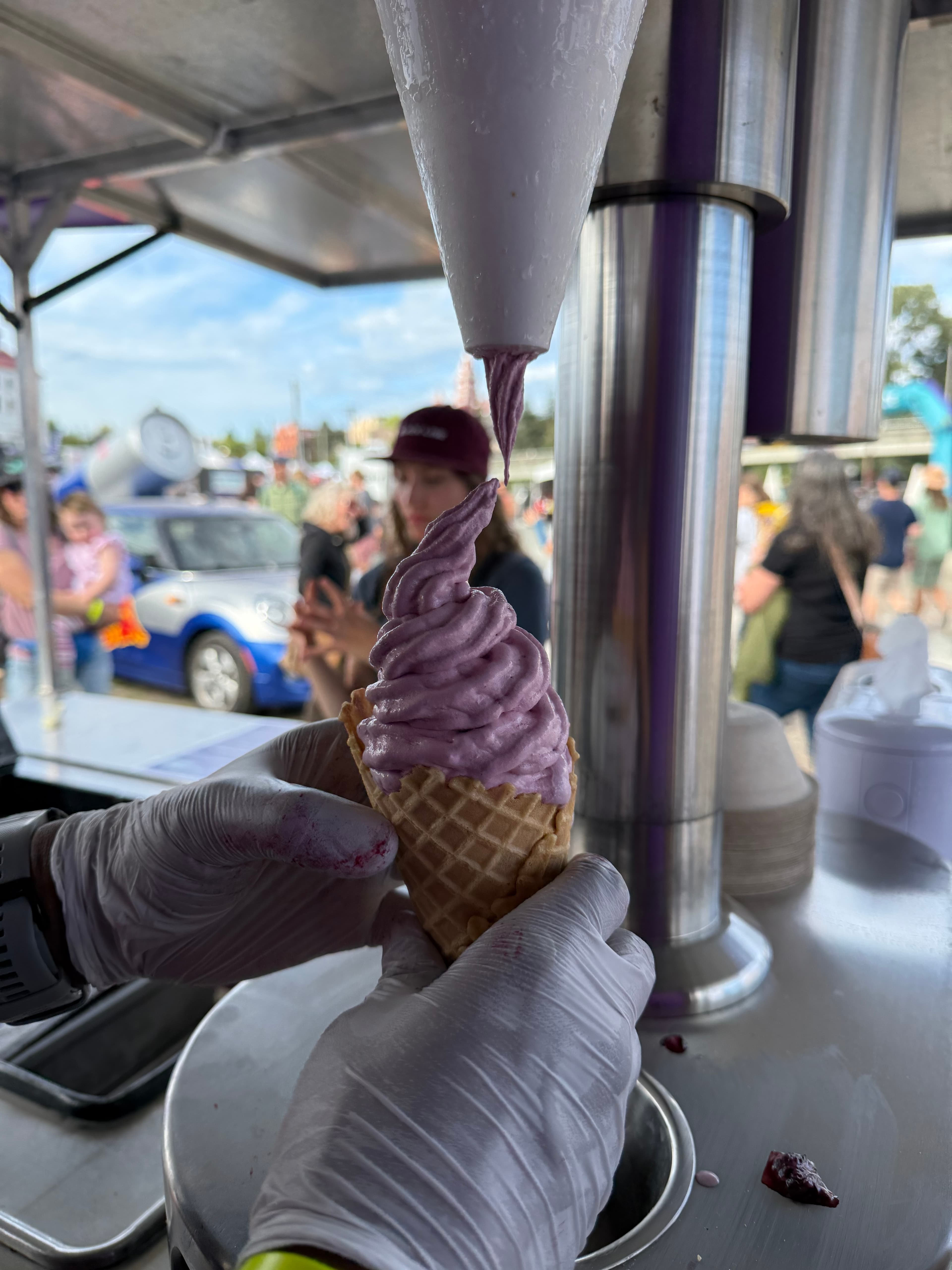 Kiwi's Cones — fresh fruit soft serve